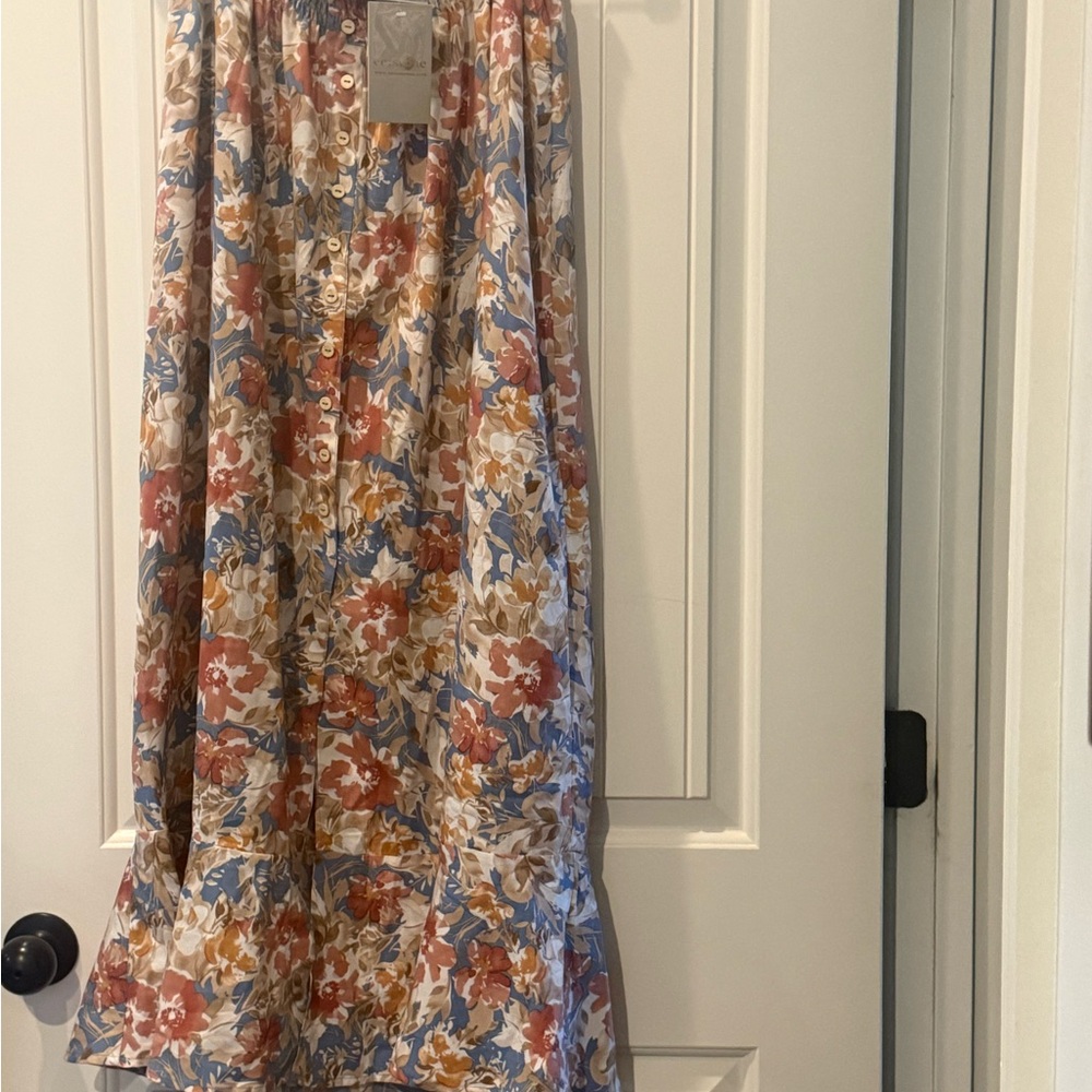 Eesome Multicolor Floral skirt
